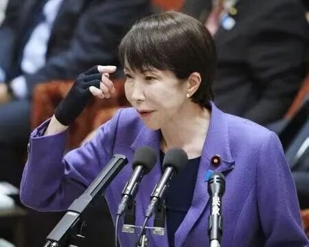 现场曝光,高市早苗被批:像“黑社会头目威胁下属” 新闻