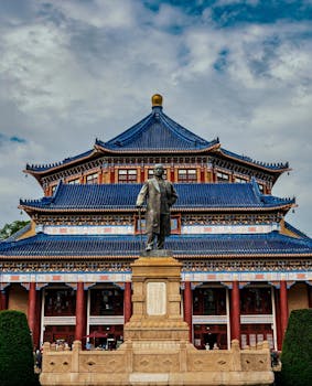 半两财经丨国家统计局:全国居民人均可支配收入43377元,比上年增长5.0百分号_0228151252 新闻