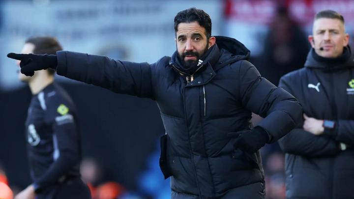 曼联短暂执教,阿莫林理念受阻;助理教练坦言遗憾,球迷耐心成亮点 体育新闻