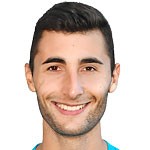 德康续约里昂,稳定后防线至2029年;门将经验延续,球队信心显著增强。 体育新闻