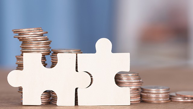 负债压力与息差困局:中小银行存款降息的深度逻辑 股票财经 负债压力与息差困局:中小银行存款降息的深度逻辑 股票财经