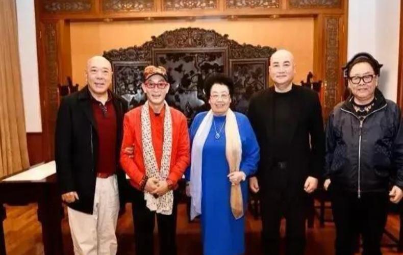  三十四年相守背后的真实故事：愿每一份真心都不被辜负 情感心理