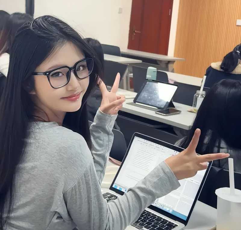  那个放弃名校录取通知书的女孩，让人心疼：考研高学费时代的生存启示 教育招生