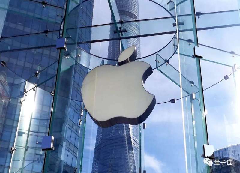  iOS 16锁屏自定义技术深度解析：苹果如何重新定义人机交互边界 手机评测